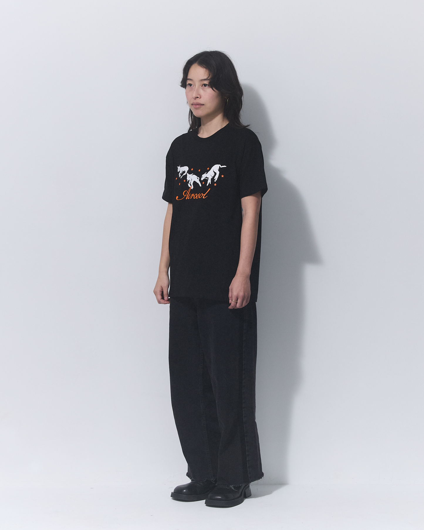 FROLIC TEE BLACK